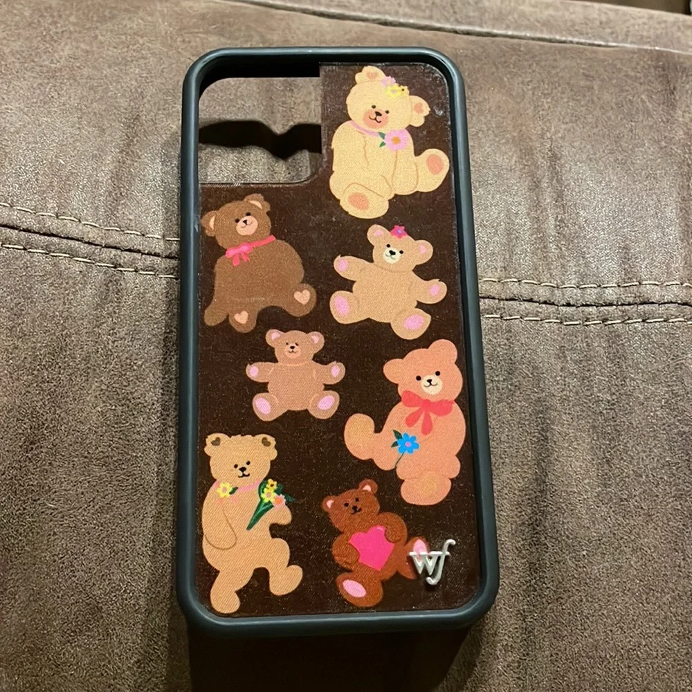 Wildflowers Brown Bear Pattern iPhone 12/12 Pro Case